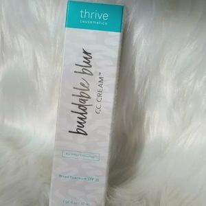 Thrive Causmetics Buildable Blur CC Cream In Cocoa